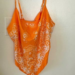 The color is orange like yellow the have flowers